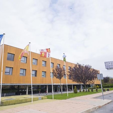 Hotel Alda El Espinar Exterior foto